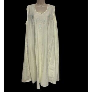 Azza Lingerie Pale Yellow Nightgown Egyptian Size 46 US XL Womens Made In Egypt